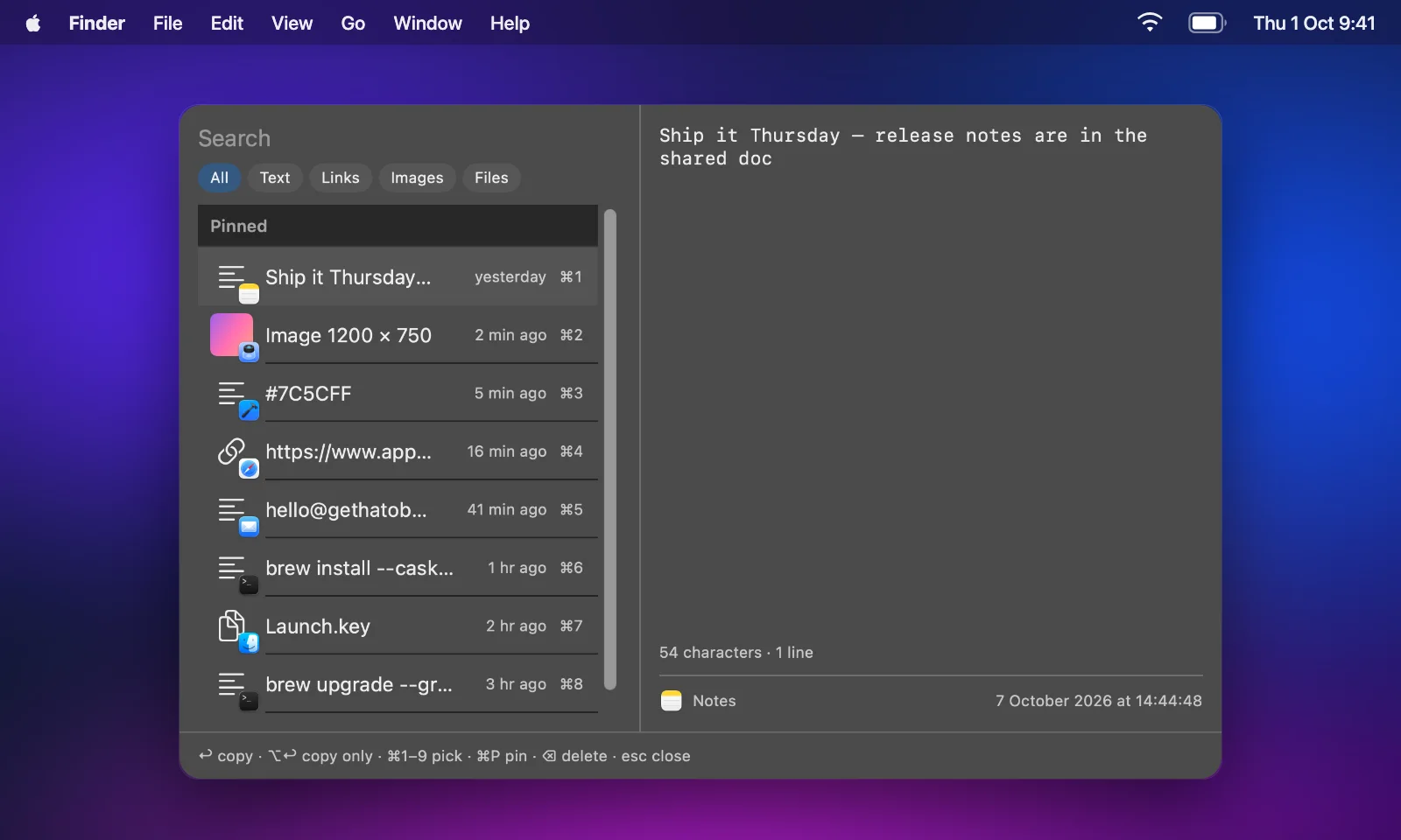 The clipboard picker: a searchable list of text, an image, a colour, a link and files, with a preview of the selected entry.